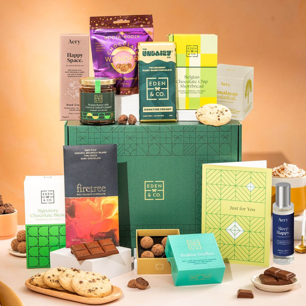 Make it personal with this just for you luxury food hamper, chosen to feel special from the first glance.