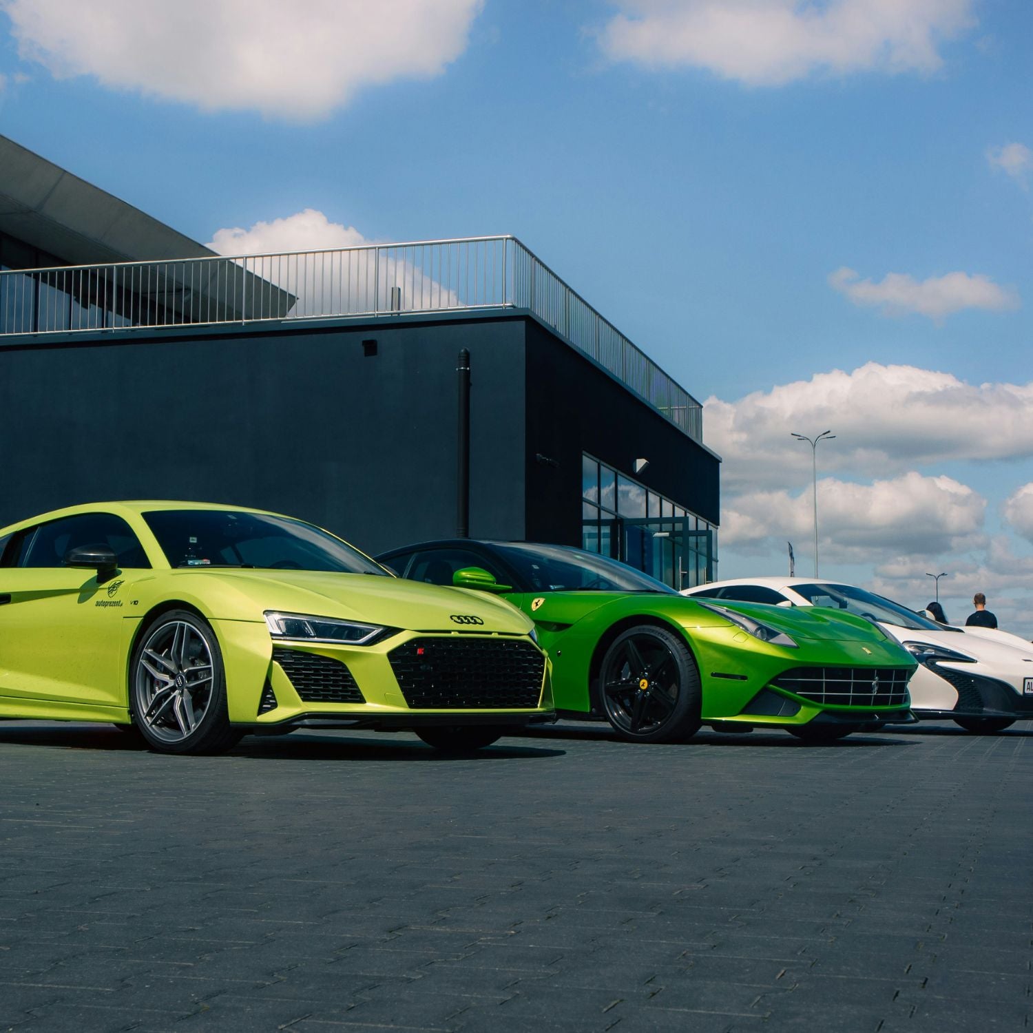 Double Supercar Blast