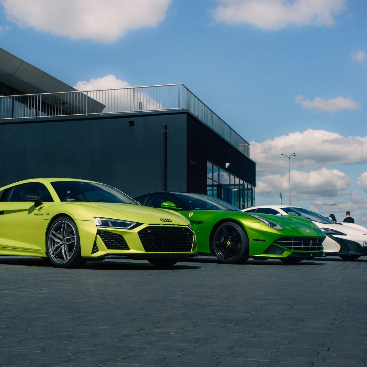 Double Supercar Blast