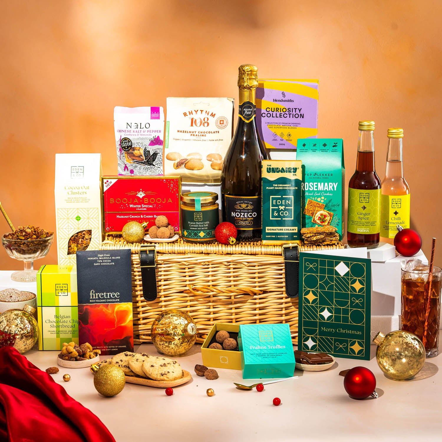 Celebrate lavishly with this prestige family Christmas hamper, brimming with seasonal luxury.